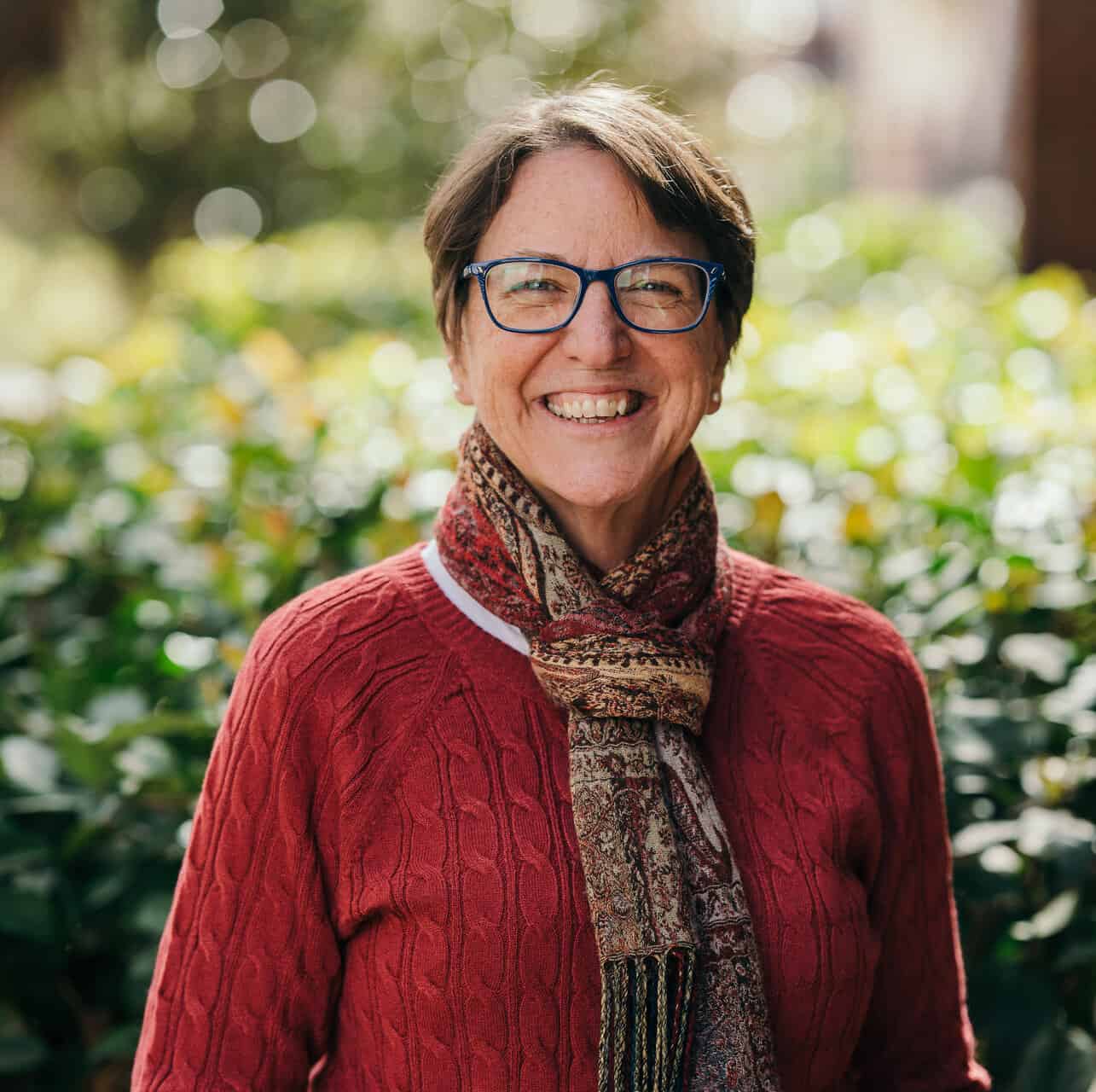 Betsy Crawford Headshot