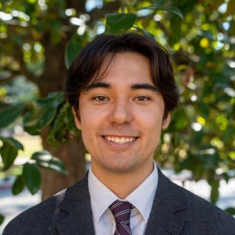 Orion Qualls Headshot